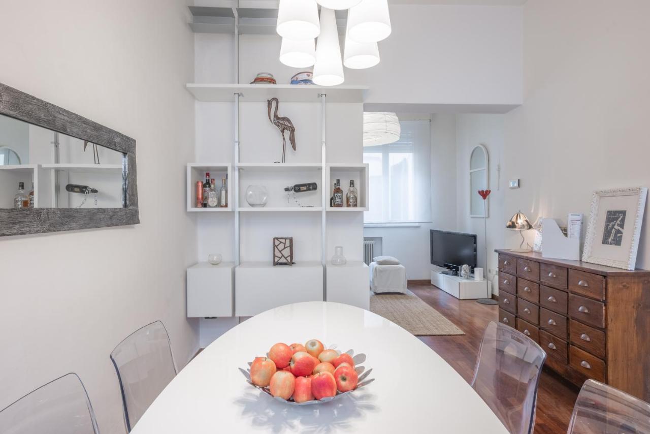 Piazza Delle Erbe Central Apartment Padova Luaran gambar