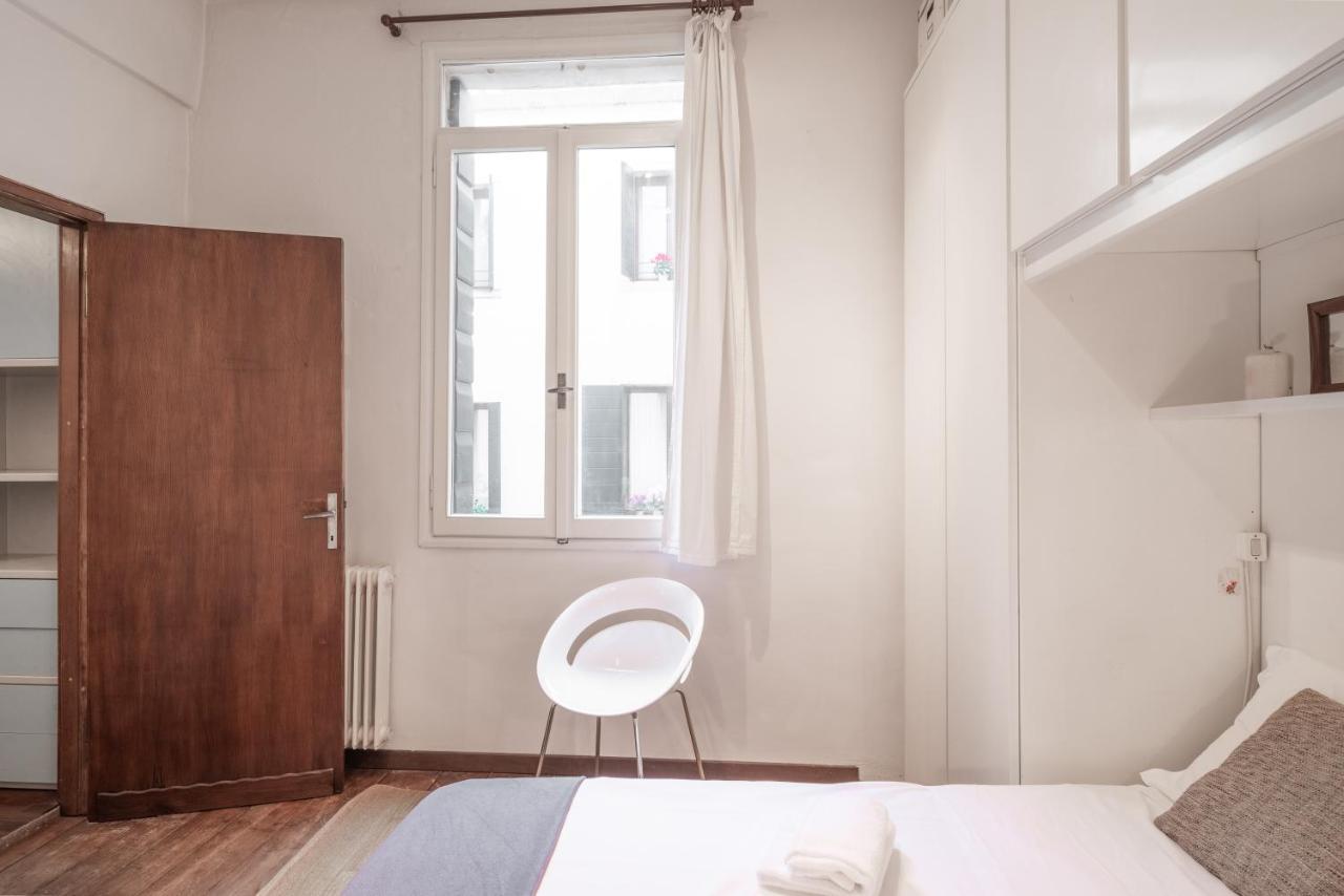 Piazza Delle Erbe Central Apartment Padova Luaran gambar